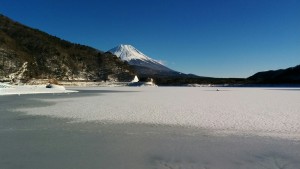 精進湖